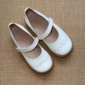 EUC Elephantito Elegant White Kids Mary Jane Shoes
